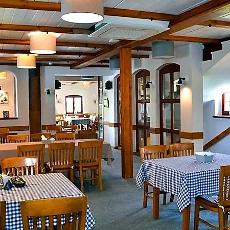 Inn Tawerna Kaper