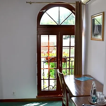 Tawerna Kaper Inn